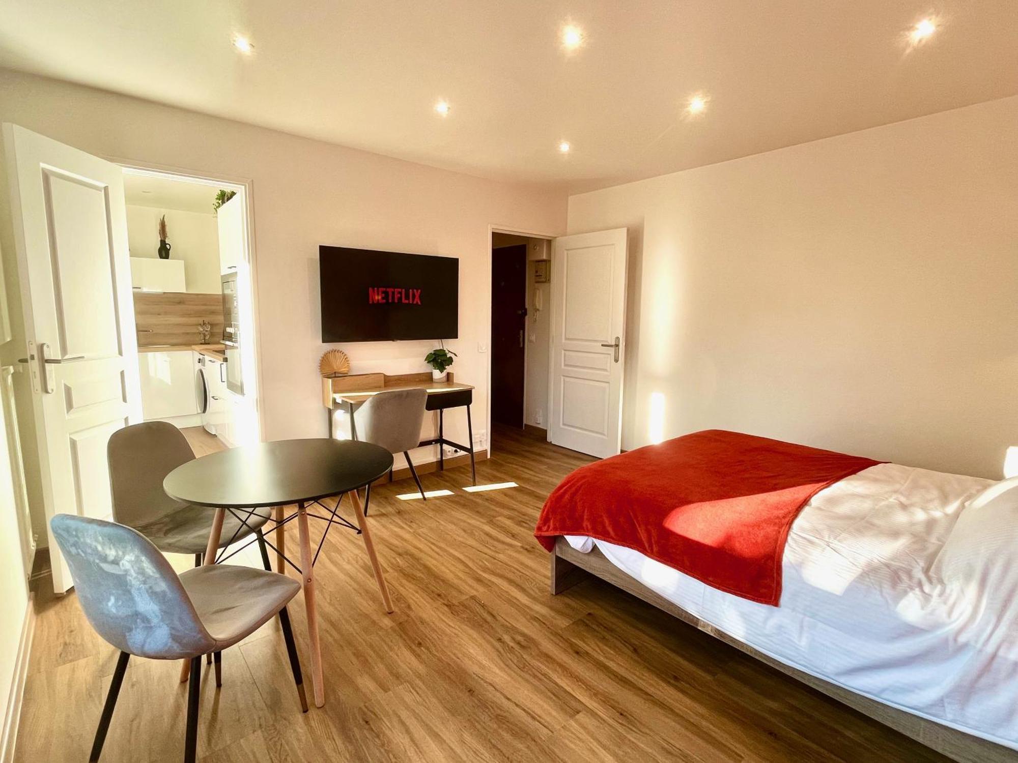 Charmant Studio + Parking Prive Caen Exterior foto